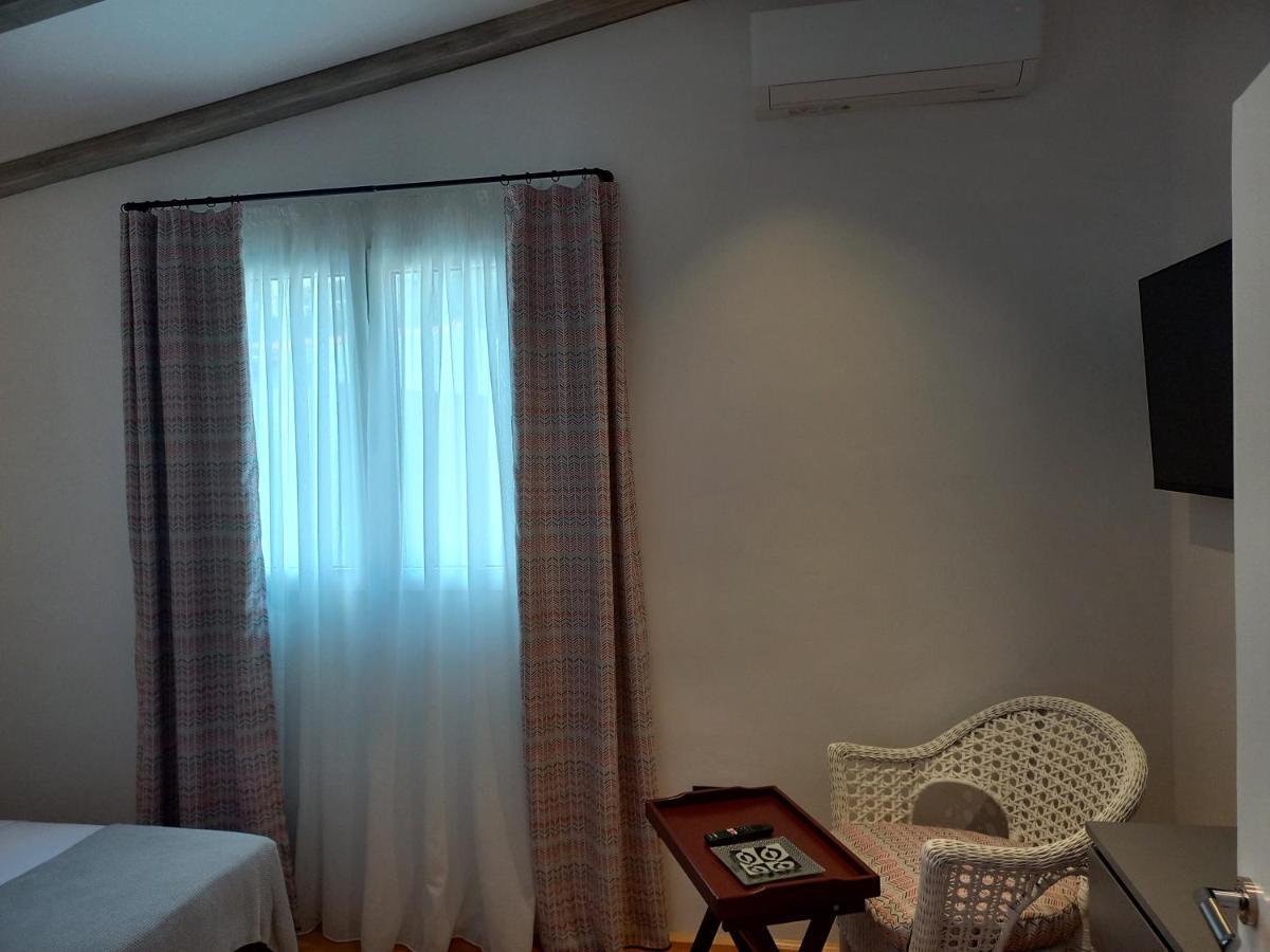 Unique Residence With Garden And Sea View 斯普利特 外观 照片